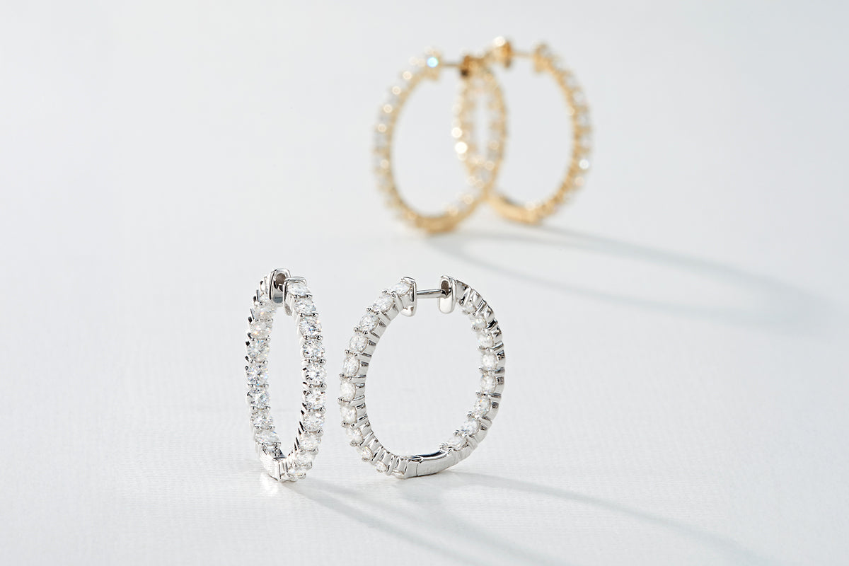 How to Wear Hoop Earrings in Style: The Latest Fashion Trend 2022