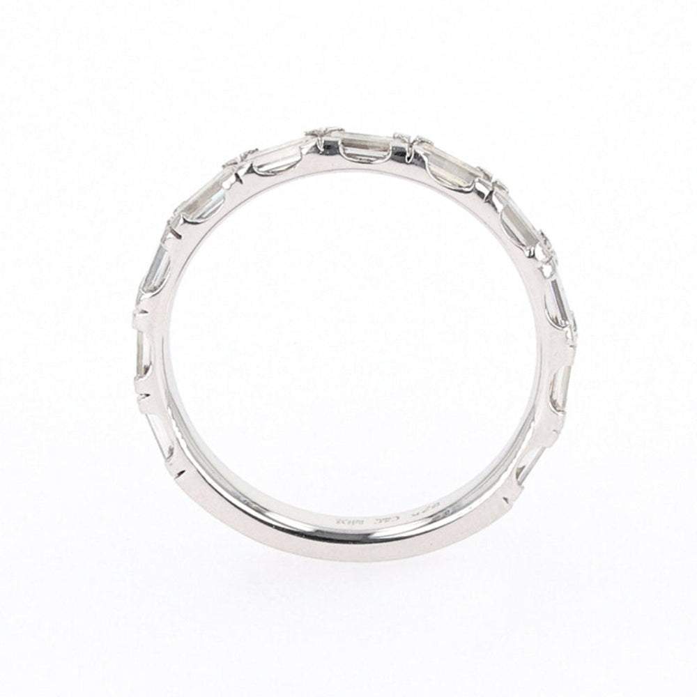 1.10 CTW DEW Emerald Moissanite Shared Prong Band in Sterling Silver