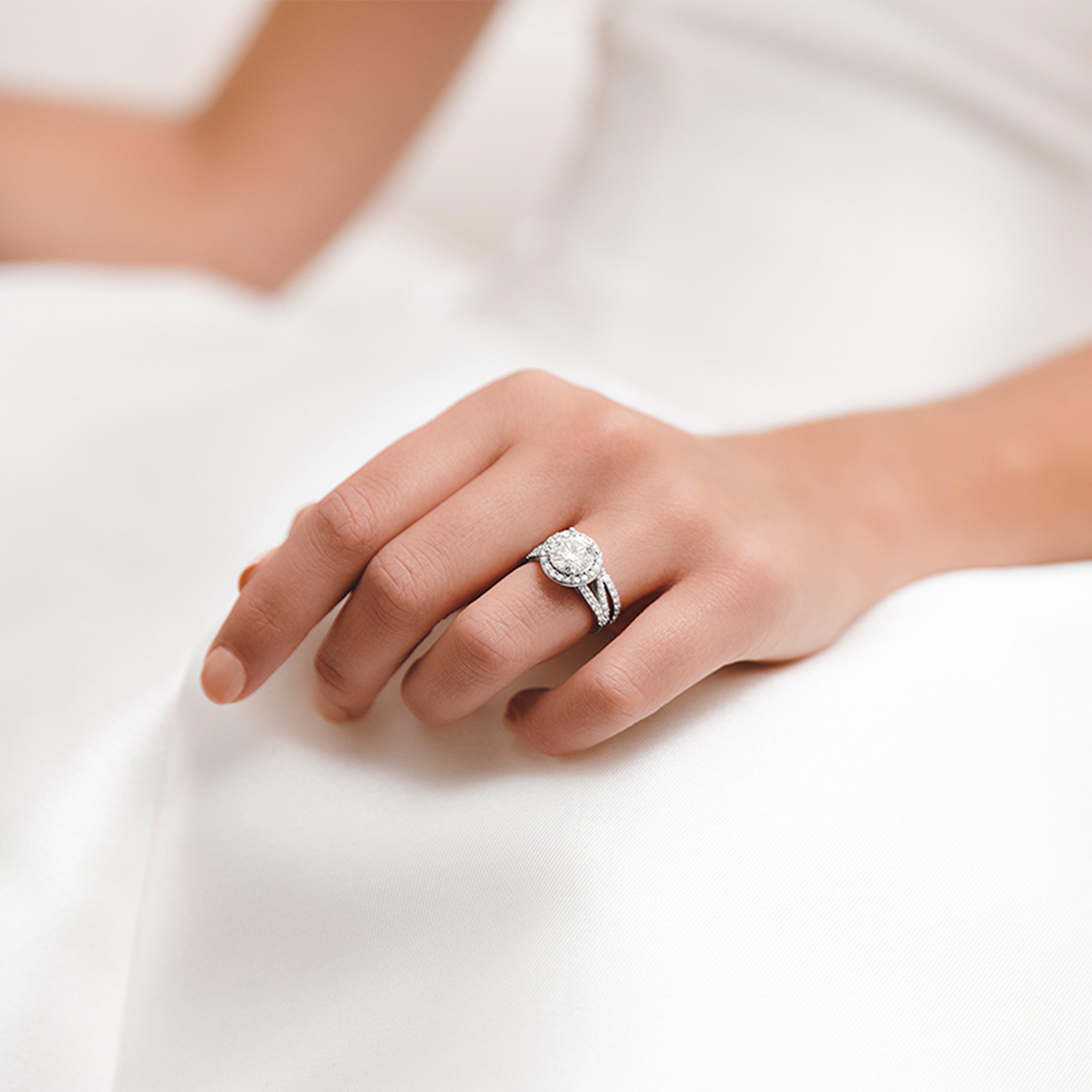 3.69 CTW DEW Round Moissanite Bridal Set in 14K White Gold