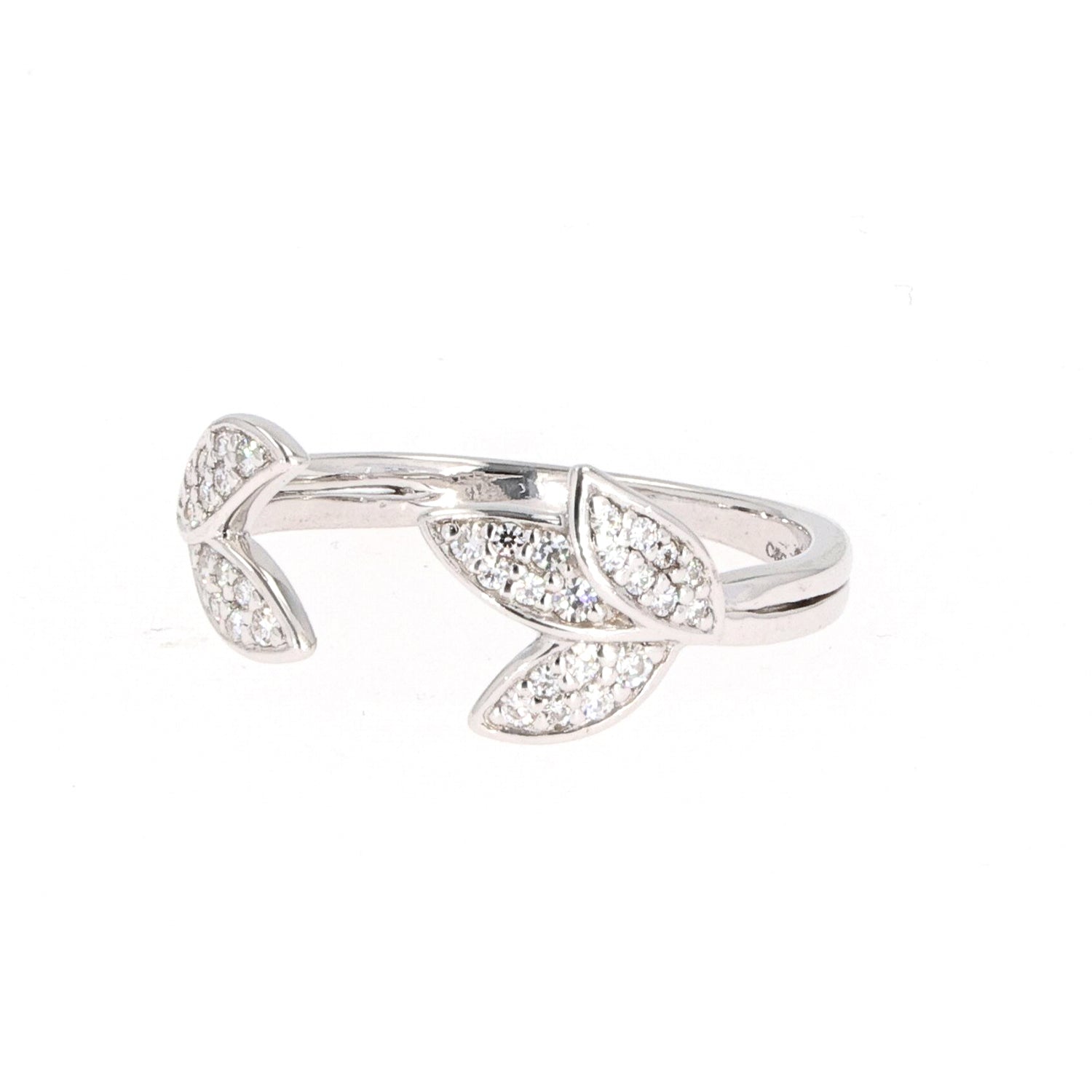 0.22 CTW DEW Round Near-Colorless Moissanite Floral Band in Sterling Silver