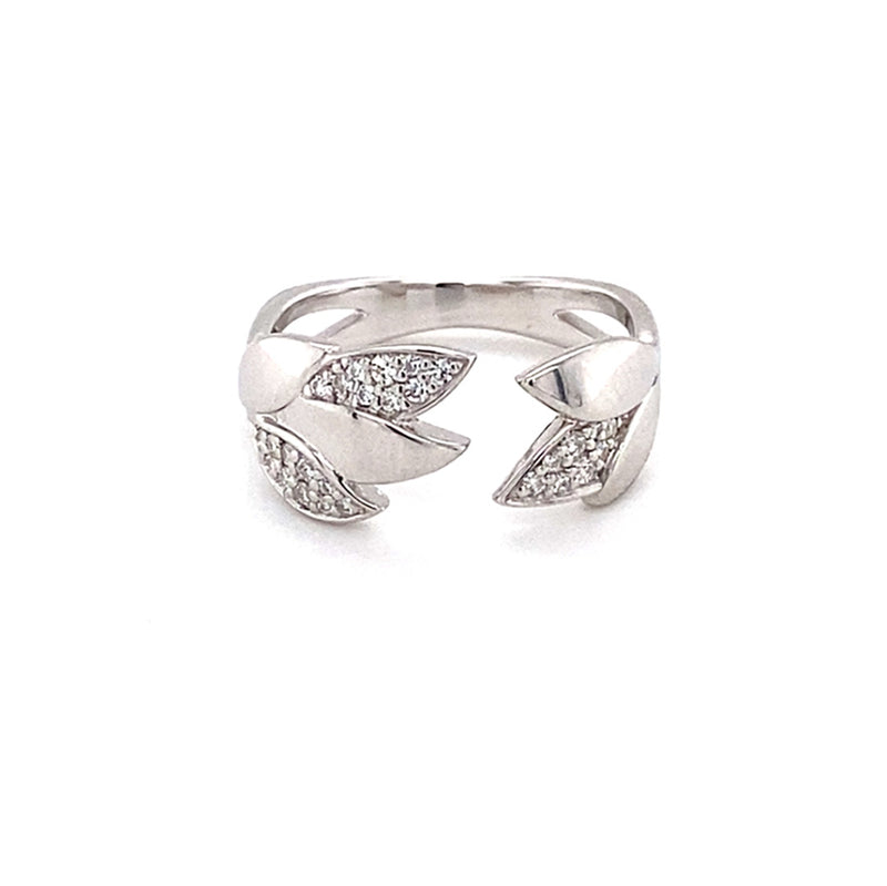 0.20 CTW DEW Round Near-Colorless Moissanite Floral Band in Sterling Silver