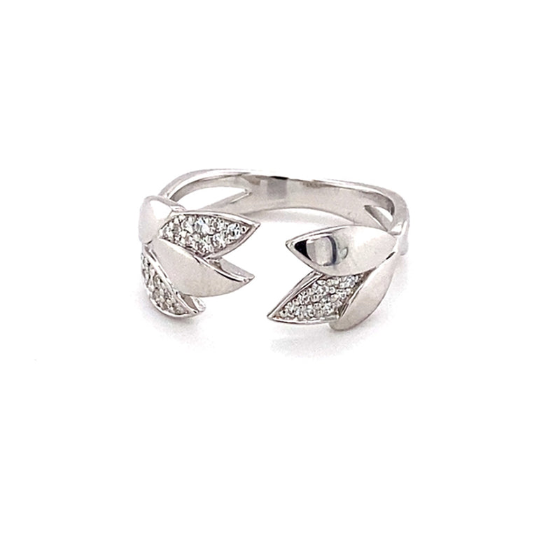 0.20 CTW DEW Round Near-Colorless Moissanite Floral Band in Sterling Silver